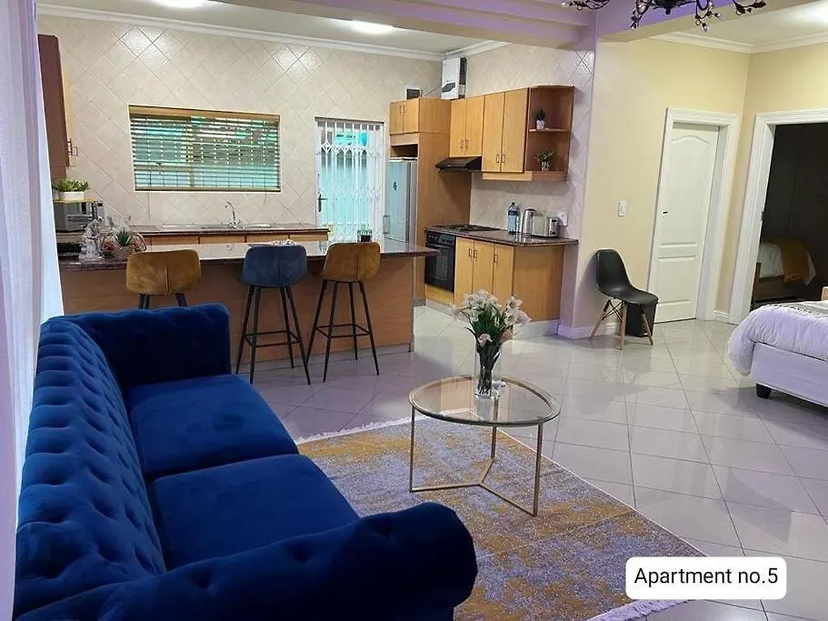 Serena Inn Apartment No5 Self Catering Ciudad del Cabo